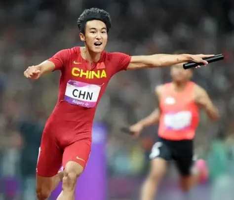 科维托娃新星回归赛场表现惊艳，快船未来可期！